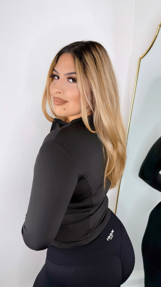 Cropped Sculpted jacket-Black