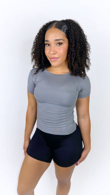  Soft girl era compression top (Dark grey)